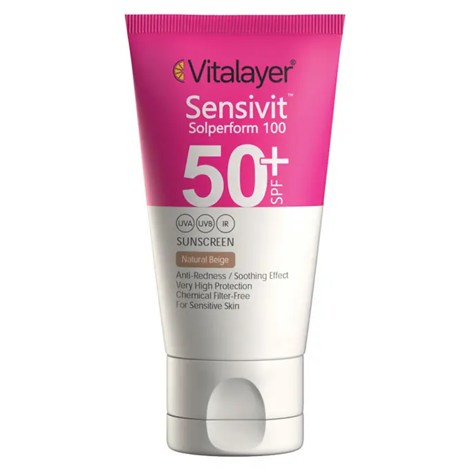 تصویر از کرم ضد آفتاب صورت پوست حساس SPF50+ بانوان سنسی ویت ویتالایر 40 ml بژ طبیعی سایا طب مانا