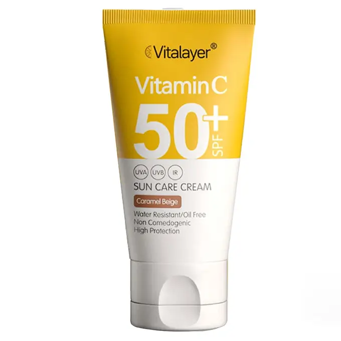 تصویر از کرم ضد آفتاب صورت SPF50+ بانوان ویتامین C ویتالایر 40 ml کاراملی سایا طب مانا