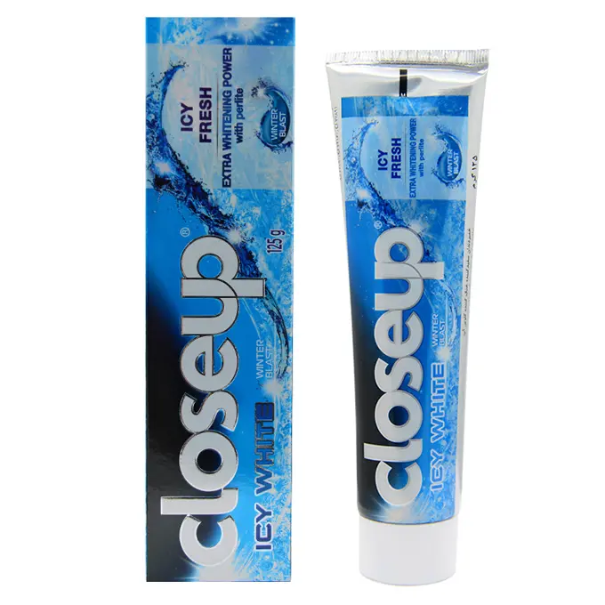 خمير دندان سفيد كننده و خنك كننده كلوس آپ .jpg