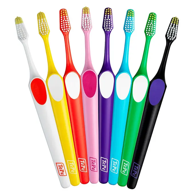 مسواك نووا تپه با فرچه نرم .jpg